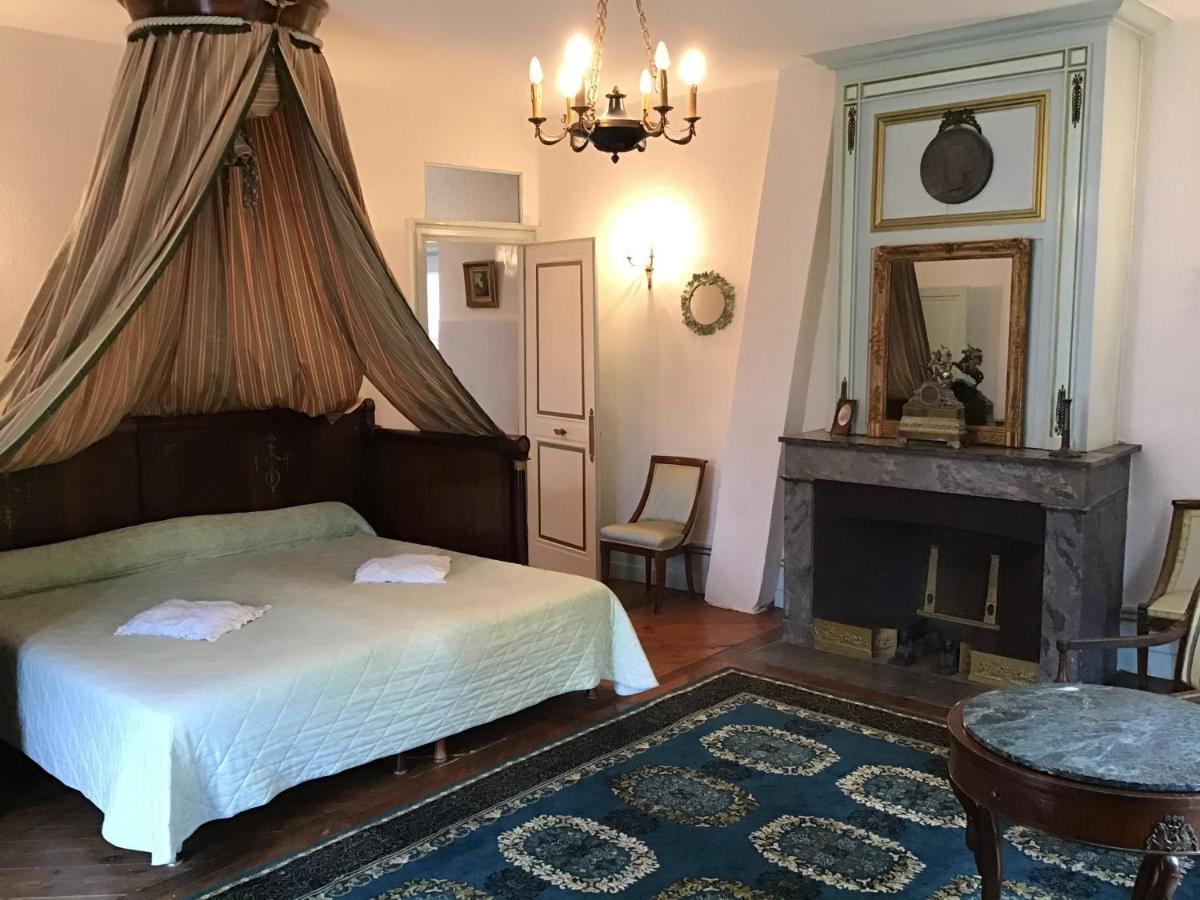 פלורי Chateau De La Chapelle Des Bois מראה חיצוני תמונה